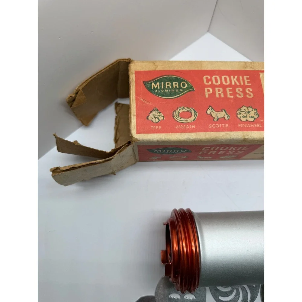 Vintage Mirro Aluminum Cookie‎ Press M-0355-56 with 12 Discs and Original Box